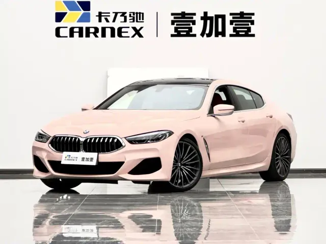 Фотография автомобиля — BMW 8 Series