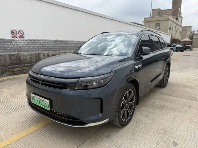 Фотография автомобиля — Aito M7