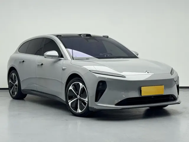 Nio ET5 Touring — Фото автомобиля 2