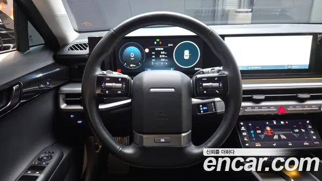 Hyundai Grandeur GN7 — Фото автомобиля 18
