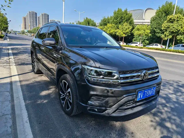 Volkswagen Tharu — Фото автомобиля 3