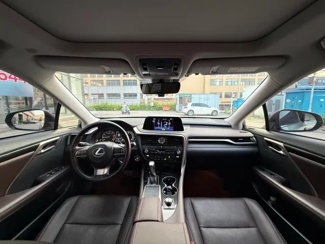 Lexus RX — Фото автомобиля 7