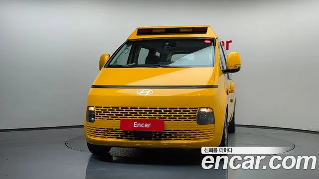 Hyundai Staria Staria — Фото автомобиля 3