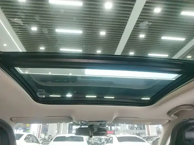 Changan Eado — Фото автомобиля 17