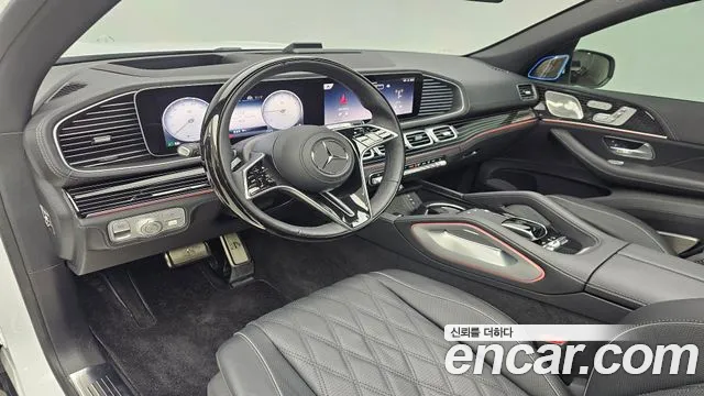 Mercedes-Benz GLS-Class — Фото автомобиля 11