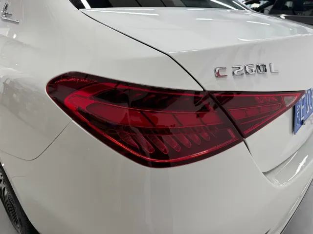 Mercedes-Benz C-Class — Фото автомобиля 16