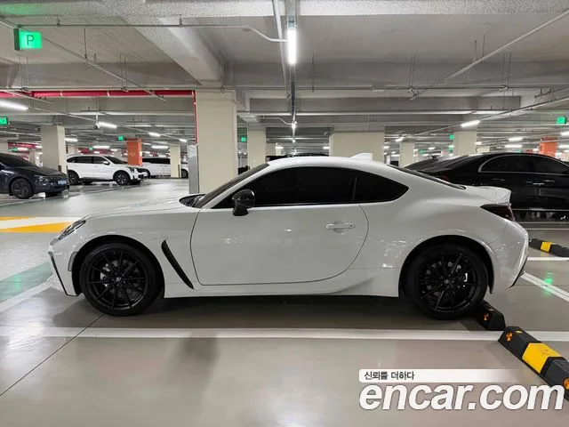Toyota 86 GR86 — Фото автомобиля 2