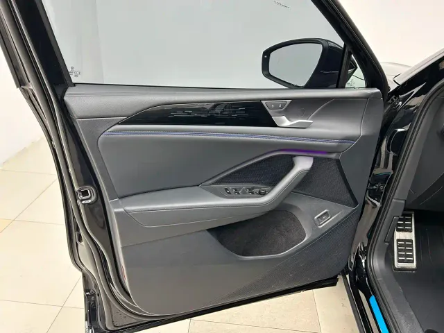 Volkswagen Tiguan L — Фото автомобиля 16