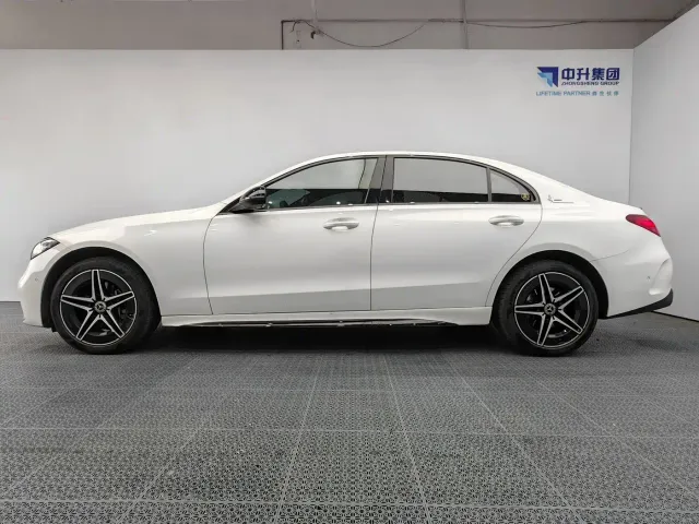 Mercedes-Benz C-Class — Фото автомобиля 7