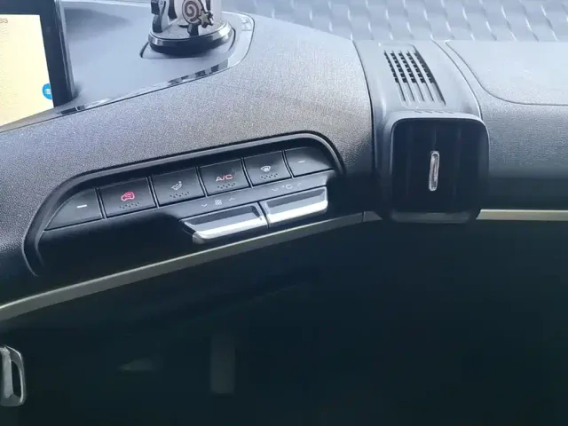 Baojun KiWi EV — Фото автомобиля 12