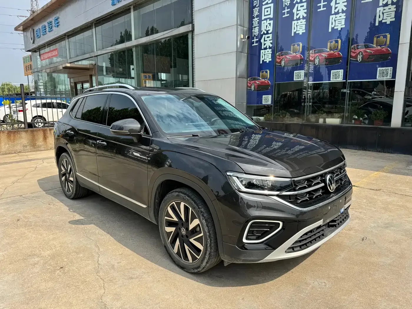 Volkswagen Tayron 2024 330TSI 2WD Luxury Plus Advanced — Фото автомобиля 3