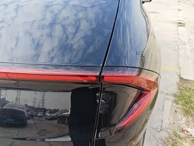 Wuling Starlight — Фото автомобиля 7