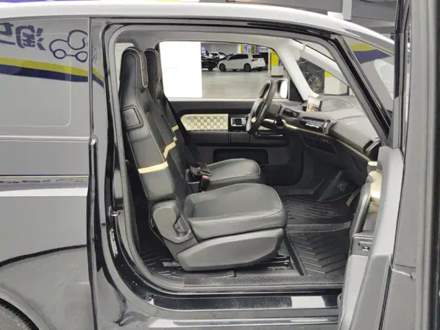 Baojun KiWi EV — Фото автомобиля 8
