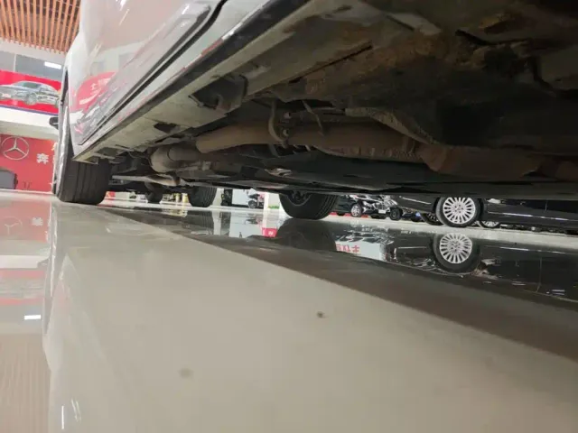 Toyota Sienna — Фото автомобиля 20