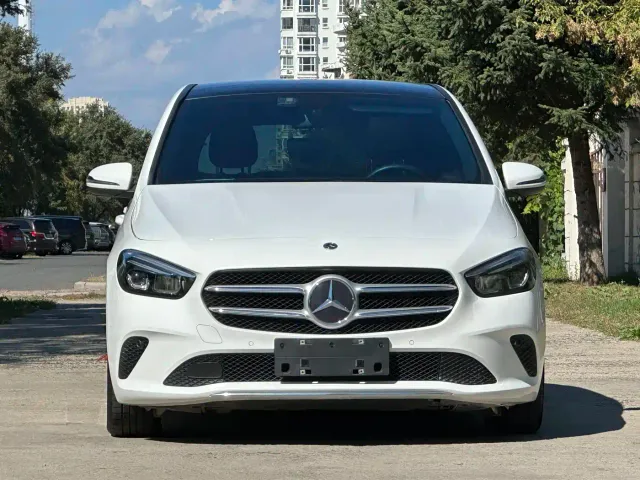 Mercedes-Benz B-Class — Фото автомобиля 2