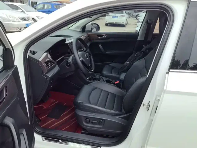 Volkswagen Tharu — Фото автомобиля 14