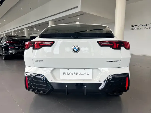 BMW X2 — Фото автомобиля 4
