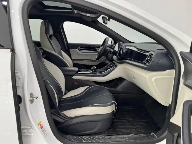 BYD Qin PLUS — Фото автомобиля 10