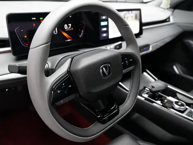 Changan Raeton Plus — Фото автомобиля 8