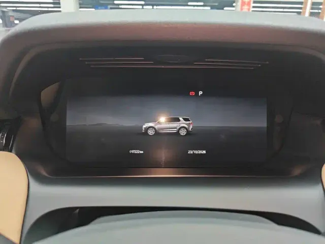 Land Rover Discovery Sport — Фото автомобиля 11