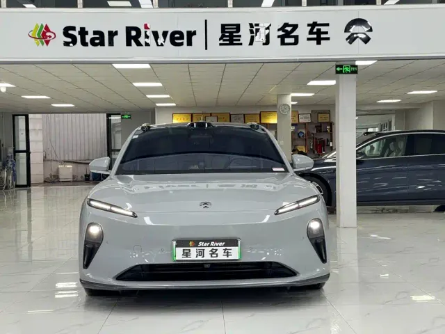 Nio ET5 Touring — Фото автомобиля 2