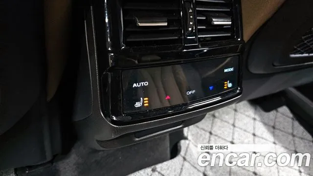 Renault-KoreaSamsung Grand Koleos Grand Koleos — Фото автомобиля 18