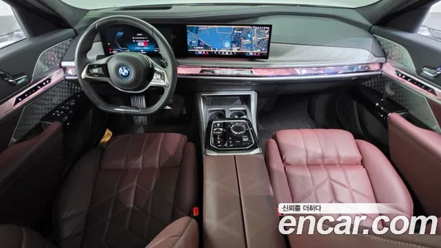BMW 7-Series 7 серия (G70) — Фото автомобиля 3