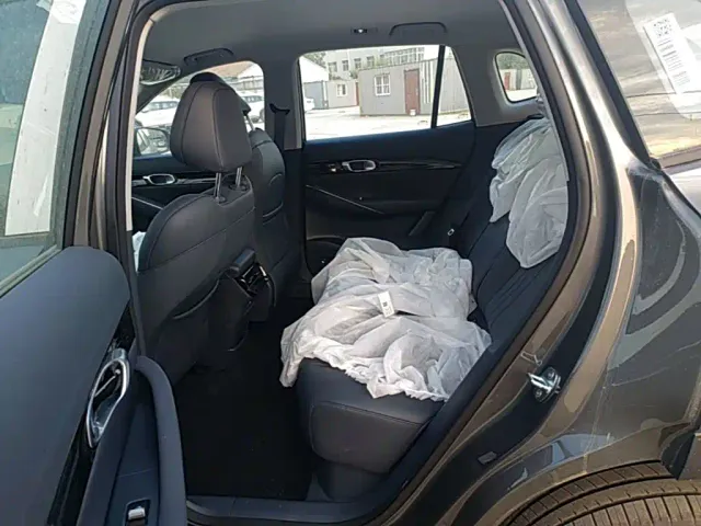 Geely Galaxy E5 — Фото автомобиля 16