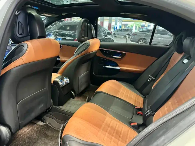 Mercedes-Benz C-Class — Фото автомобиля 11