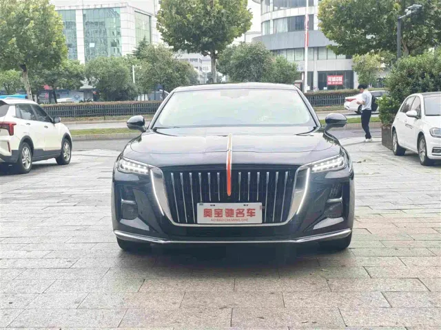 Hongqi H5 — Фото автомобиля 2