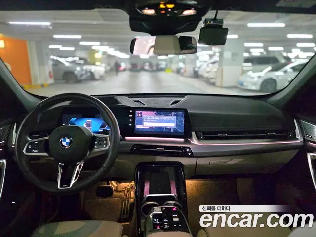 BMW X1 U11 — Фото автомобиля 12