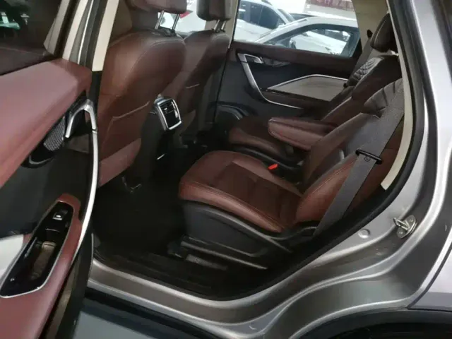 Geely Jiaji — Фото автомобиля 16