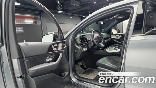 Mercedes-Benz GLE-Class — Фото автомобиля 15