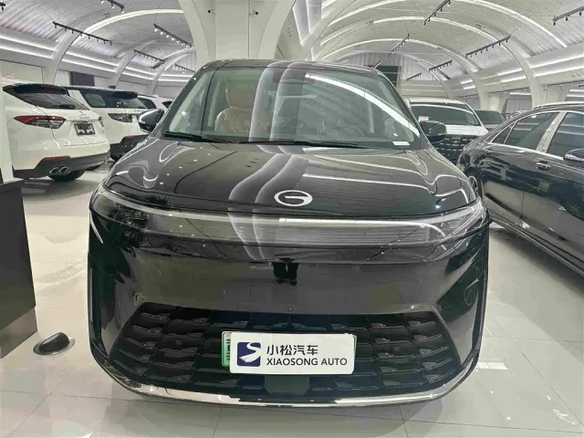GAC Trumpchi E8 — Фото автомобиля 2