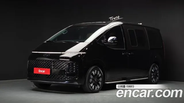 Фотография автомобиля — Hyundai Staria