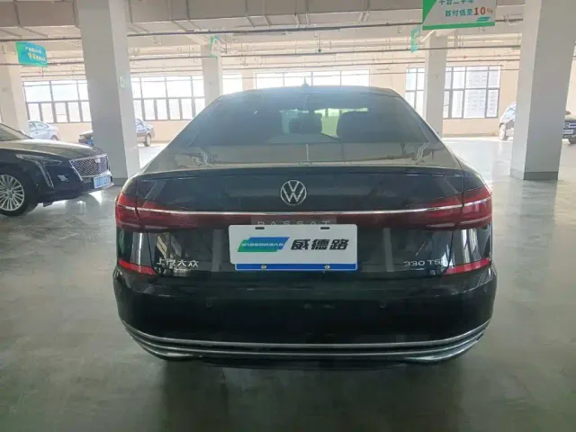Volkswagen Passat — Фото автомобиля 5