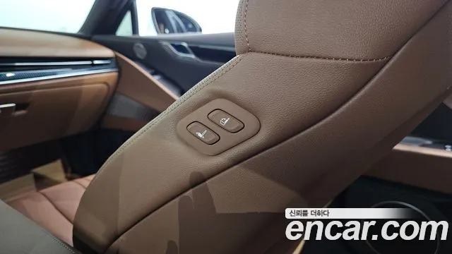 Genesis G80 Бензин 2.5 турбо AWD — Фото автомобиля 28