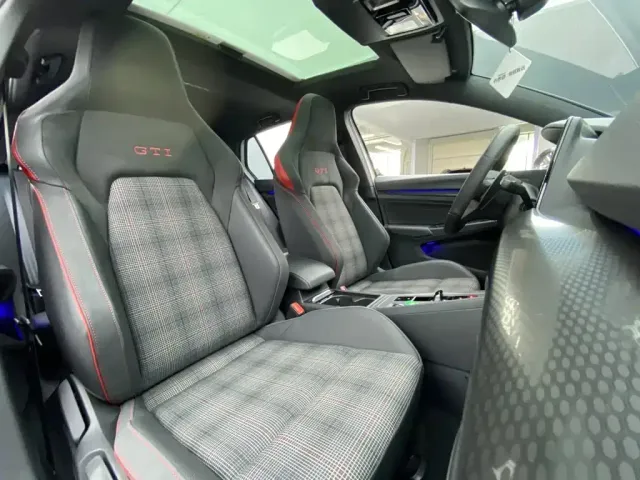 Volkswagen Golf GTI — Фото автомобиля 28