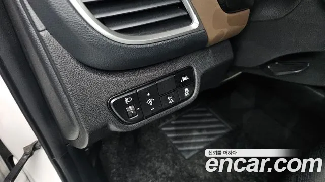 Kia Seltos Seltos Бензин 1.6 Turbo 4WD — Фото автомобиля 18