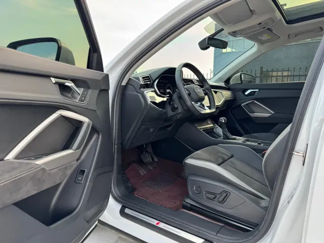 Audi Q3 — Фото автомобиля 4