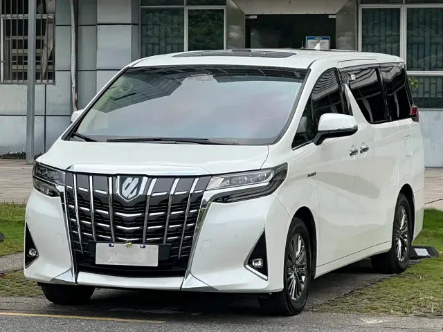 Фотография автомобиля — Toyota Alphard