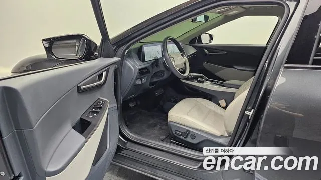 Kia EV6 Standard — Фото автомобиля 10