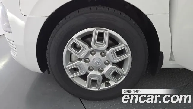 Hyundai Staria — Фото автомобиля 5