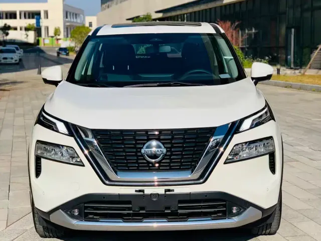 Nissan X-Trail — Фото автомобиля 3