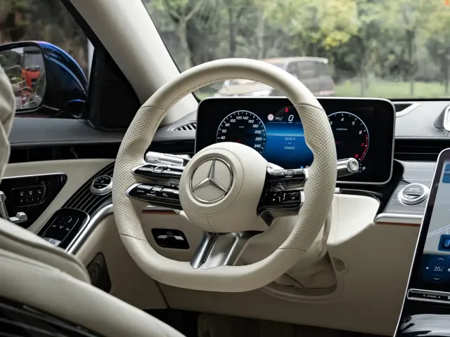Mercedes-Benz S-Class — Фото автомобиля 9