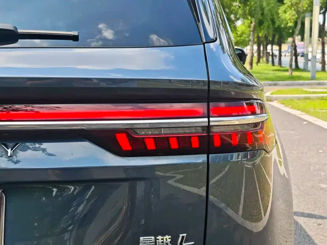 Geely Xingyue L — Фото автомобиля 9