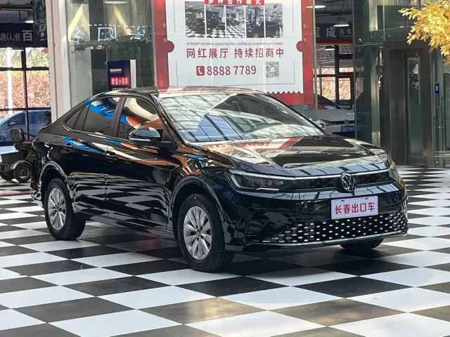 Volkswagen Lavida — Фото автомобиля 3