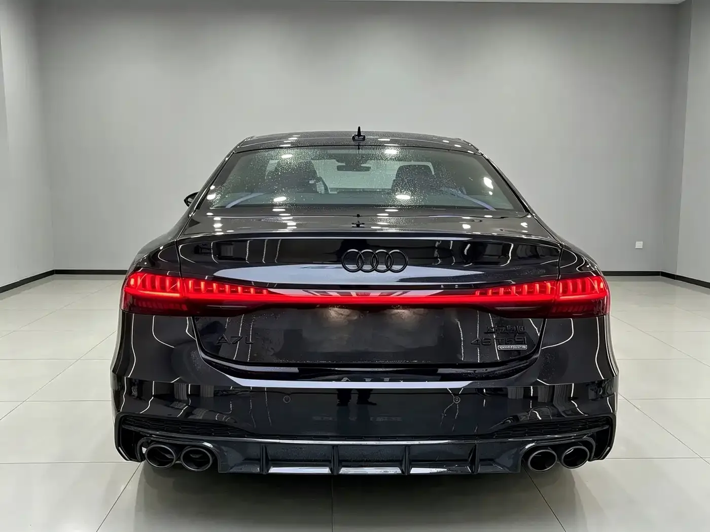 Audi Audi A7L 2024 45 TFSI quattro S-line Black Warrior Edition — Фото автомобиля 7