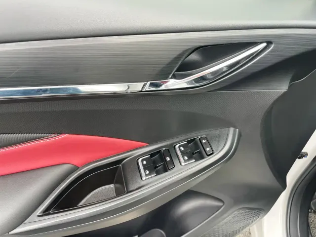 Changan Oushang X5 — Фото автомобиля 12