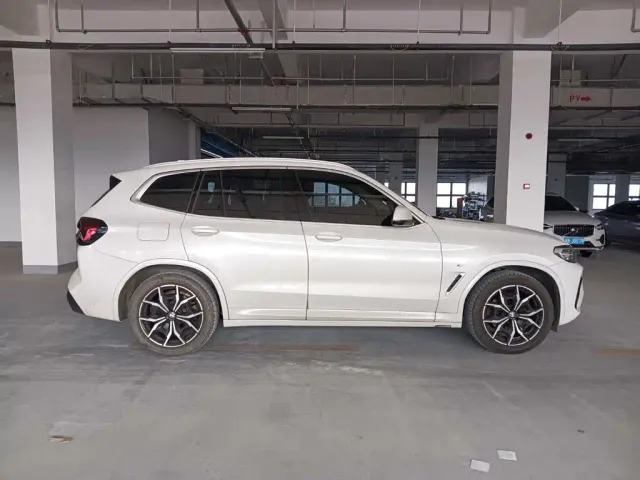 BMW X3 — Фото автомобиля 3
